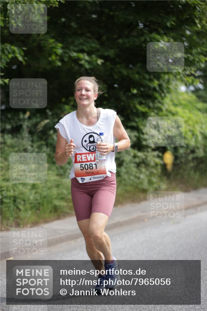 15.06.2025 - REWE Women's Run Jannik Wohlers http://msf.ph/oto/7965056 15.06.2025 09:59:55 Laufen 5081 meine-sportfotos.de