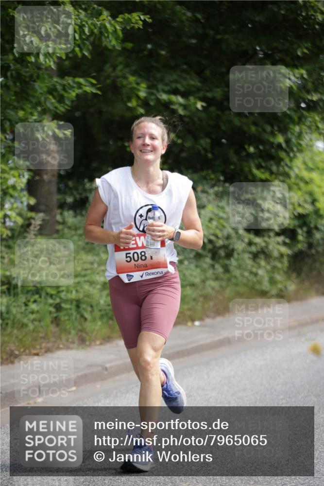 15.06.2025 - REWE Women's Run Jannik Wohlers http://msf.ph/oto/7965065 15.06.2025 09:59:55 Laufen 508 meine-sportfotos.de