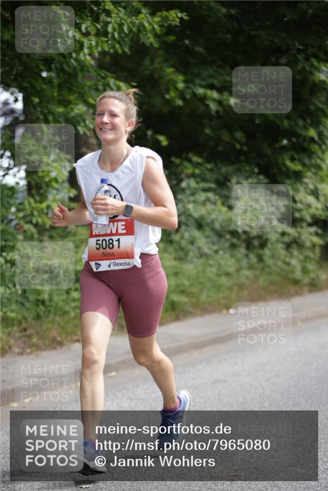 15.06.2025 - REWE Women's Run Jannik Wohlers http://msf.ph/oto/7965080 15.06.2025 09:59:55 Laufen 5081 meine-sportfotos.de