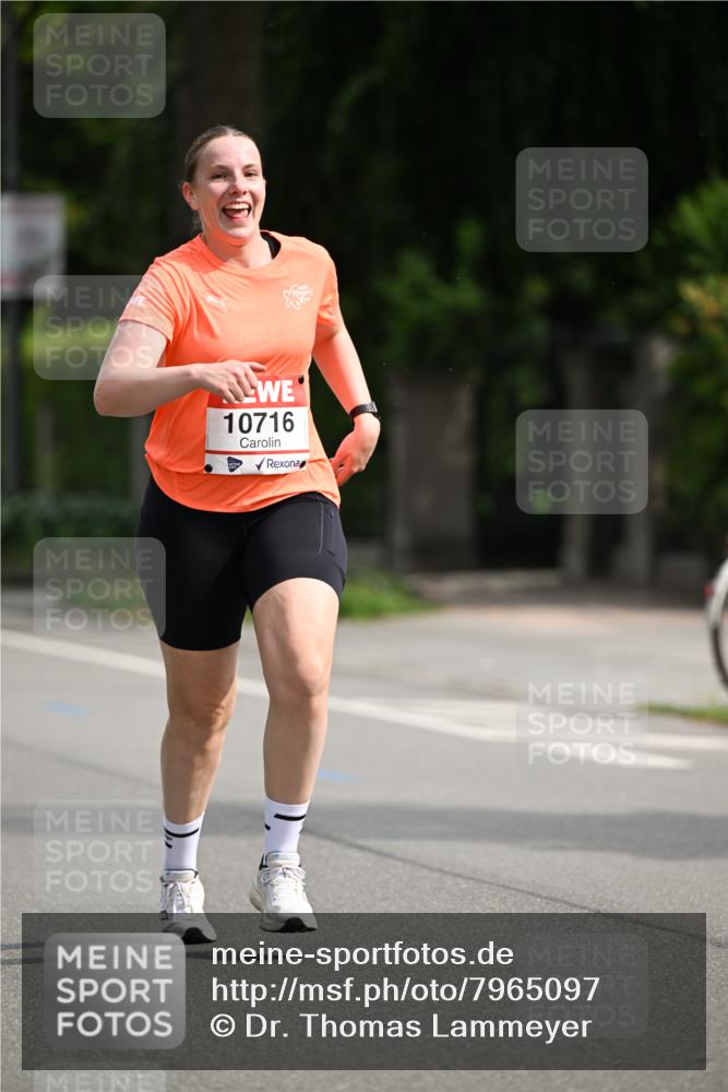 15.06.2025 - REWE Women's Run Dr. Thomas Lammeyer http://msf.ph/oto/7965097 15.06.2025 09:53:16 Laufen 10716 meine-sportfotos.de