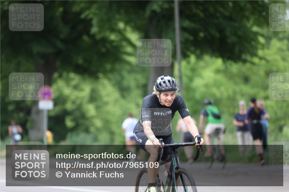 15.06.2025 - 7 Türme Triathlon Yannick Fuchs http://msf.ph/oto/7965109 15.06.2025 13:57:00 Radfahren 539, 588, 835 meine-sportfotos.de