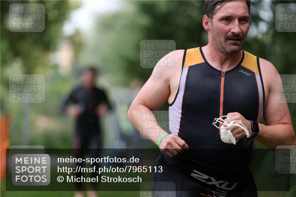 15.06.2025 - 7 Türme Triathlon Michael Strokosch http://msf.ph/oto/7965113 15.06.2025 12:18:15 Schwimmen 380, 608, 615, 637, 638, 656 meine-sportfotos.de