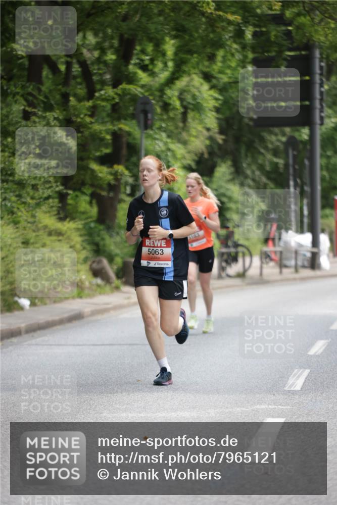 15.06.2025 - REWE Women's Run Jannik Wohlers http://msf.ph/oto/7965121 15.06.2025 09:59:57 Laufen 5063, 5163 meine-sportfotos.de