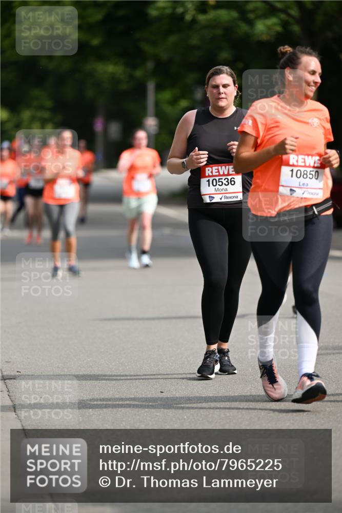 15.06.2025 - REWE Women's Run Dr. Thomas Lammeyer http://msf.ph/oto/7965225 15.06.2025 09:53:20 Laufen 10536, 10850 meine-sportfotos.de