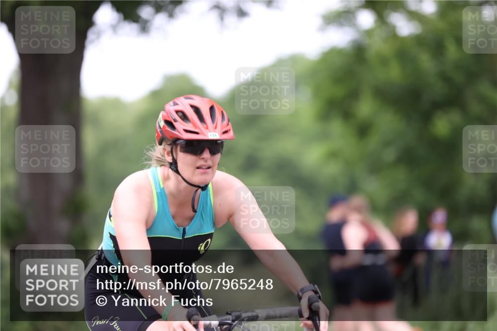 15.06.2025 - 7 Türme Triathlon Yannick Fuchs http://msf.ph/oto/7965248 15.06.2025 13:57:32 Radfahren 484, 961, 1096 meine-sportfotos.de