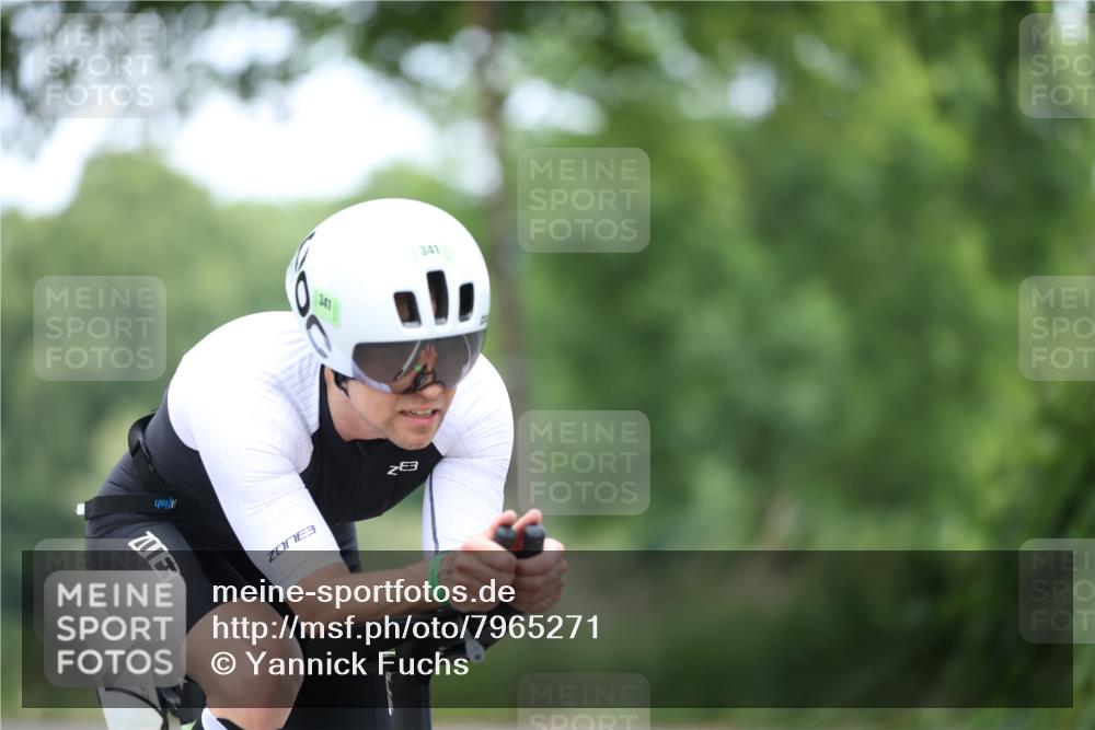15.06.2025 - 7 Türme Triathlon Yannick Fuchs http://msf.ph/oto/7965271 15.06.2025 11:14:01 Radfahren 317 meine-sportfotos.de