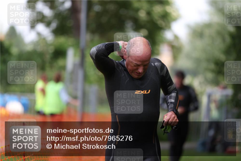 15.06.2025 - 7 Türme Triathlon Michael Strokosch http://msf.ph/oto/7965276 15.06.2025 12:18:31 Schwimmen 380, 384, 470, 510, 562 meine-sportfotos.de