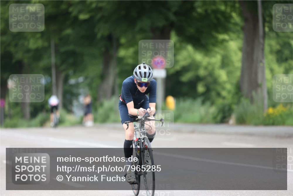 15.06.2025 - 7 Türme Triathlon Yannick Fuchs http://msf.ph/oto/7965285 15.06.2025 11:14:10 Radfahren 257 meine-sportfotos.de