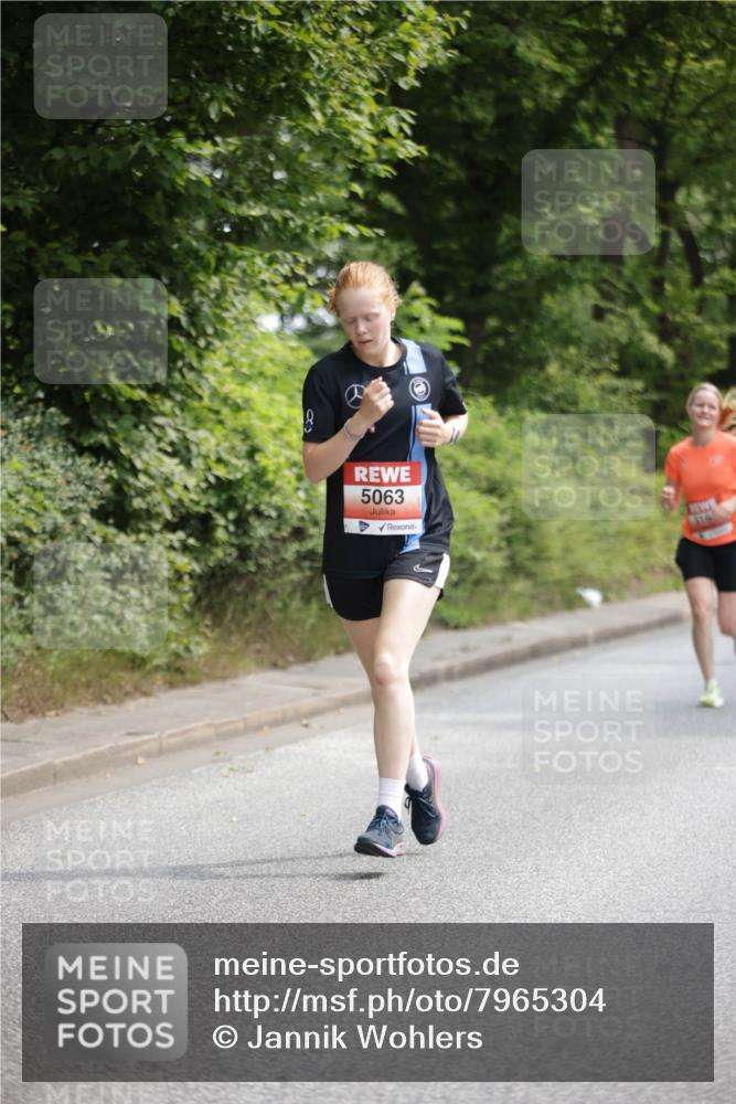 15.06.2025 - REWE Women's Run Jannik Wohlers http://msf.ph/oto/7965304 15.06.2025 09:59:59 Laufen 5063 meine-sportfotos.de