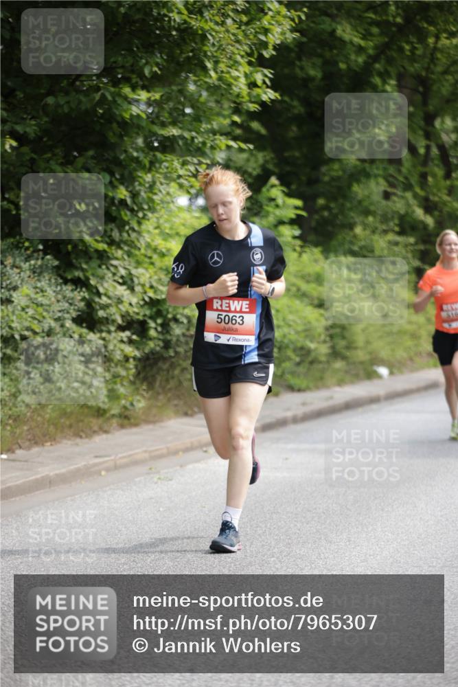 15.06.2025 - REWE Women's Run Jannik Wohlers http://msf.ph/oto/7965307 15.06.2025 10:00:00 Laufen 5063 meine-sportfotos.de
