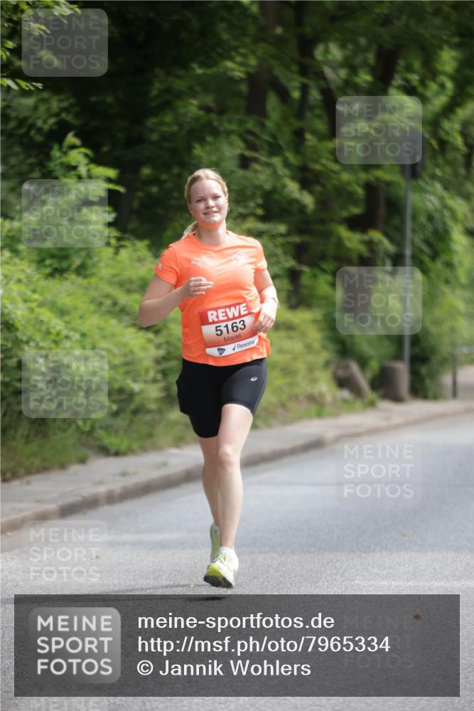 15.06.2025 - REWE Women's Run Jannik Wohlers http://msf.ph/oto/7965334 15.06.2025 10:00:01 Laufen 5163 meine-sportfotos.de