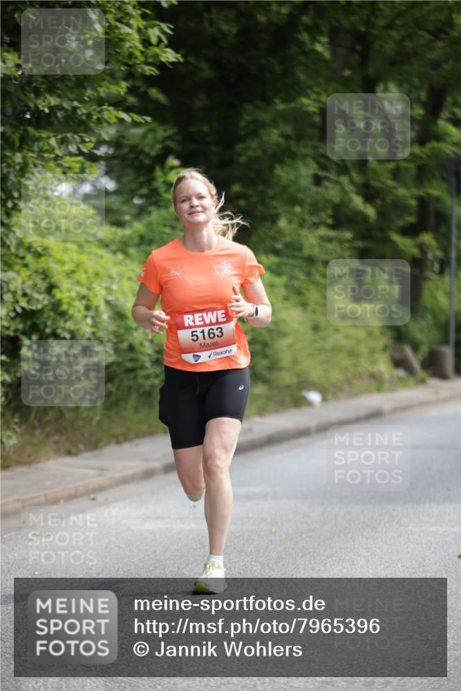 15.06.2025 - REWE Women's Run Jannik Wohlers http://msf.ph/oto/7965396 15.06.2025 10:00:02 Laufen 5163 meine-sportfotos.de