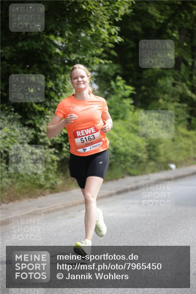 15.06.2025 - REWE Women's Run Jannik Wohlers http://msf.ph/oto/7965450 15.06.2025 10:00:03 Laufen 5163 meine-sportfotos.de