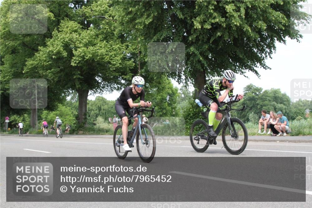 15.06.2025 - 7 Türme Triathlon Yannick Fuchs http://msf.ph/oto/7965452 15.06.2025 13:09:28 Radfahren  meine-sportfotos.de