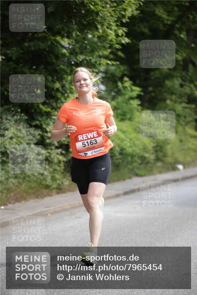 15.06.2025 - REWE Women's Run Jannik Wohlers http://msf.ph/oto/7965454 15.06.2025 10:00:03 Laufen 5163 meine-sportfotos.de
