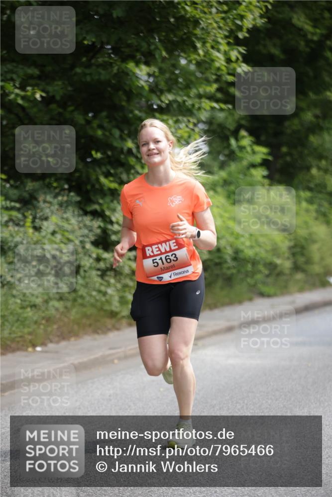 15.06.2025 - REWE Women's Run Jannik Wohlers http://msf.ph/oto/7965466 15.06.2025 10:00:03 Laufen 5163 meine-sportfotos.de