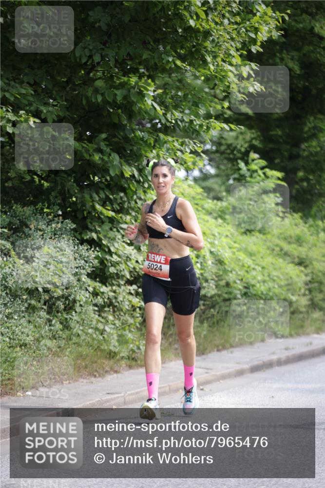 15.06.2025 - REWE Women's Run Jannik Wohlers http://msf.ph/oto/7965476 15.06.2025 10:00:14 Laufen 5024 meine-sportfotos.de