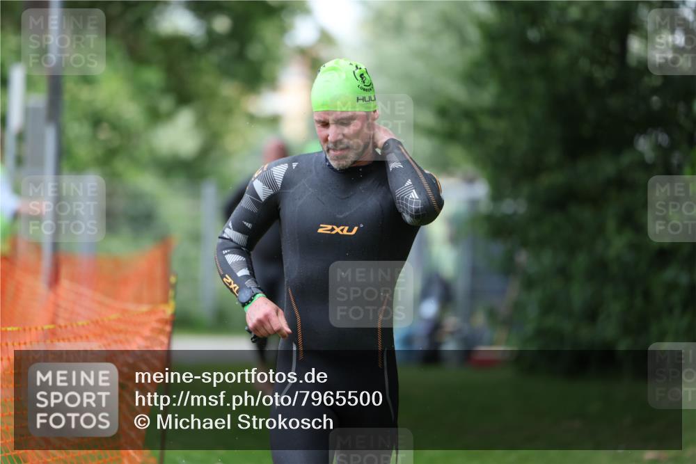 15.06.2025 - 7 Türme Triathlon Michael Strokosch http://msf.ph/oto/7965500 15.06.2025 12:19:11 Schwimmen 367, 559, 570, 649 meine-sportfotos.de