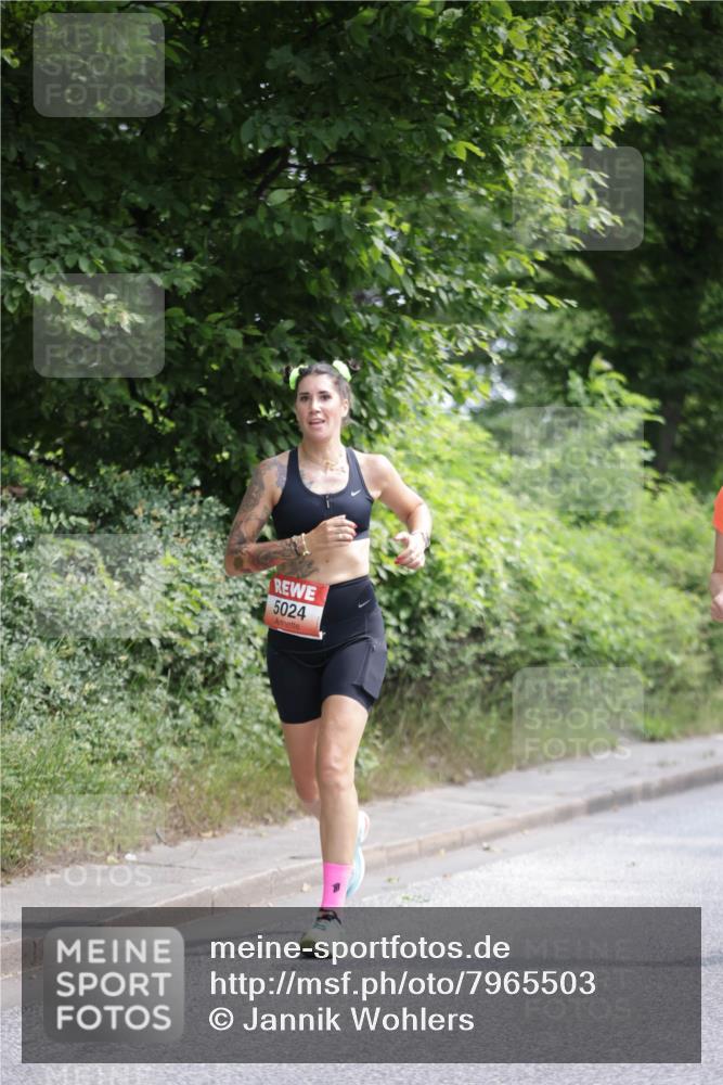 15.06.2025 - REWE Women's Run Jannik Wohlers http://msf.ph/oto/7965503 15.06.2025 10:00:14 Laufen 5024 meine-sportfotos.de