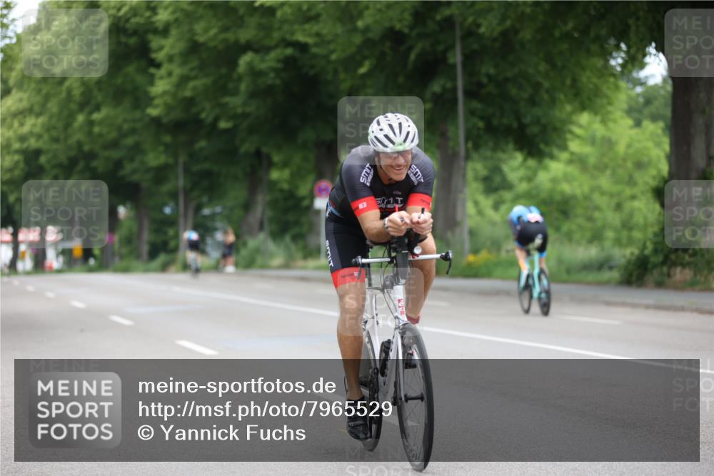 15.06.2025 - 7 Türme Triathlon Yannick Fuchs http://msf.ph/oto/7965529 15.06.2025 11:14:39 Radfahren 260, 289, 301, 309 meine-sportfotos.de