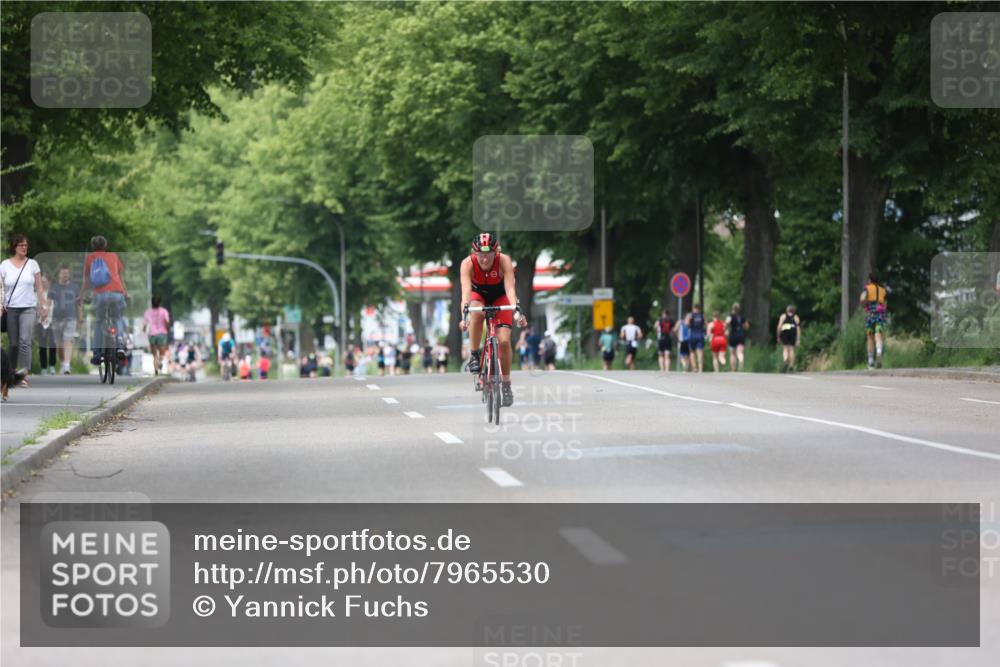 15.06.2025 - 7 Türme Triathlon Yannick Fuchs http://msf.ph/oto/7965530 15.06.2025 13:59:00 Radfahren 458 meine-sportfotos.de