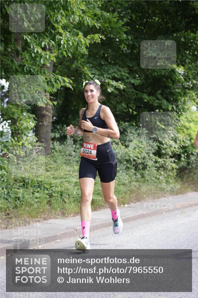 15.06.2025 - REWE Women's Run Jannik Wohlers http://msf.ph/oto/7965550 15.06.2025 10:00:15 Laufen 5024 meine-sportfotos.de