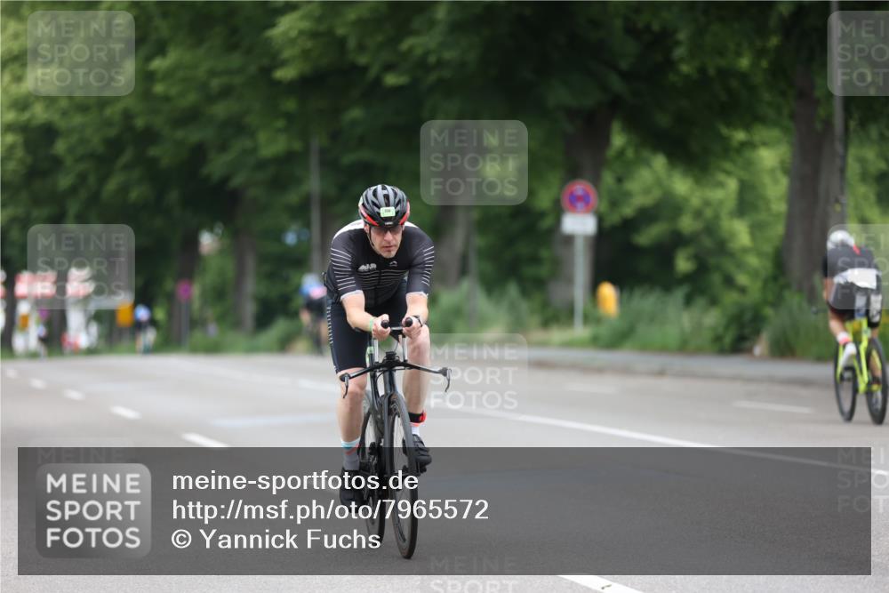 15.06.2025 - 7 Türme Triathlon Yannick Fuchs http://msf.ph/oto/7965572 15.06.2025 11:14:50 Radfahren 242, 247 meine-sportfotos.de