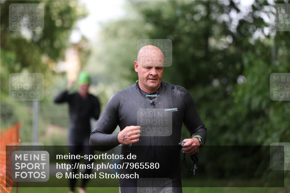 15.06.2025 - 7 Türme Triathlon Michael Strokosch http://msf.ph/oto/7965580 15.06.2025 12:19:15 Schwimmen 367, 559, 570, 649 meine-sportfotos.de