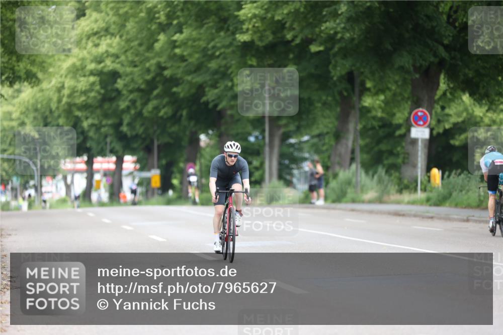 15.06.2025 - 7 Türme Triathlon Yannick Fuchs http://msf.ph/oto/7965627 15.06.2025 11:14:58 Radfahren 331 meine-sportfotos.de