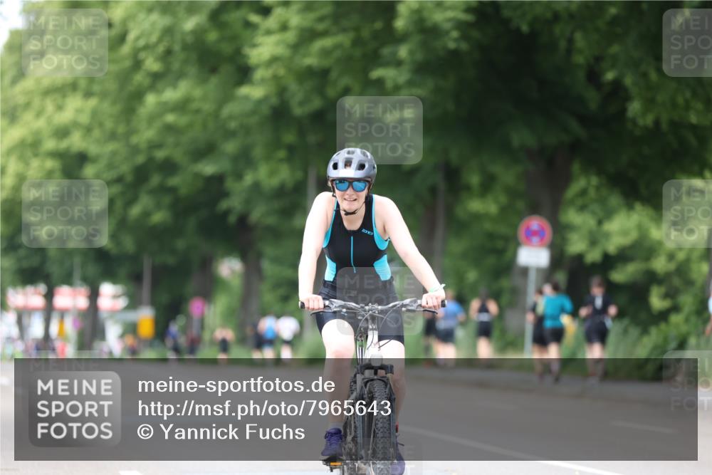 15.06.2025 - 7 Türme Triathlon Yannick Fuchs http://msf.ph/oto/7965643 15.06.2025 13:59:24 Radfahren 830 meine-sportfotos.de