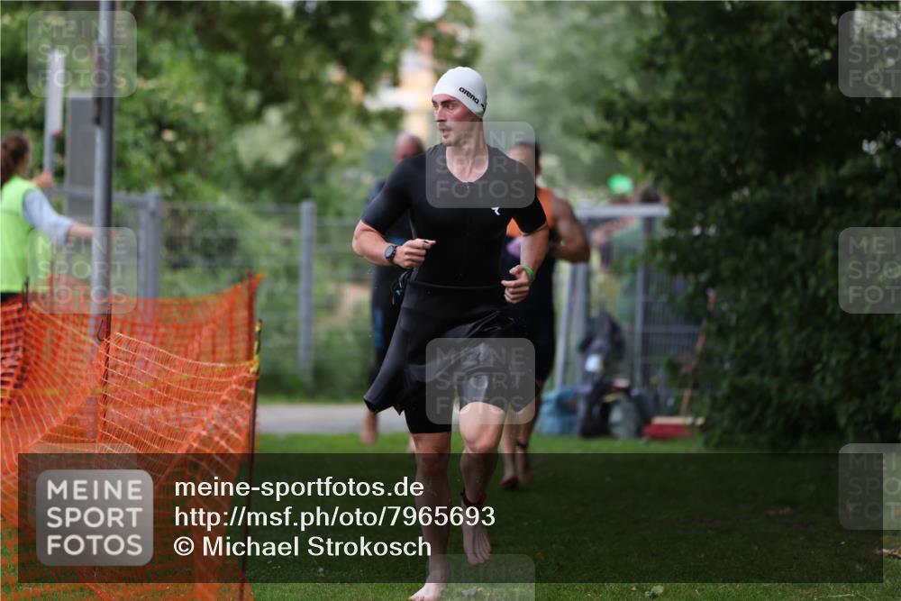 15.06.2025 - 7 Türme Triathlon Michael Strokosch http://msf.ph/oto/7965693 15.06.2025 12:19:39 Schwimmen 471, 483, 531, 536, 538, 612, 635 meine-sportfotos.de