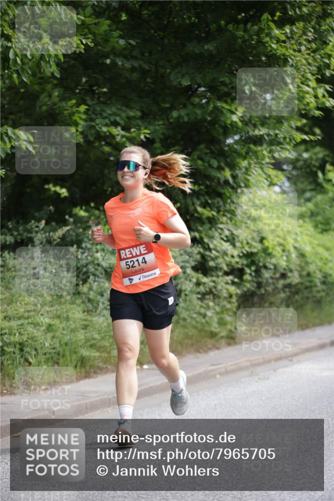15.06.2025 - REWE Women's Run Jannik Wohlers http://msf.ph/oto/7965705 15.06.2025 10:00:23 Laufen 5214 meine-sportfotos.de