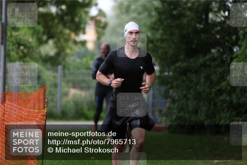 15.06.2025 - 7 Türme Triathlon Michael Strokosch http://msf.ph/oto/7965713 15.06.2025 12:19:40 Schwimmen 471, 483, 531, 536, 538, 612, 635 meine-sportfotos.de