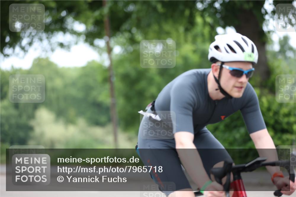 15.06.2025 - 7 Türme Triathlon Yannick Fuchs http://msf.ph/oto/7965718 15.06.2025 11:15:00 Radfahren 331 meine-sportfotos.de