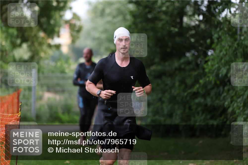 15.06.2025 - 7 Türme Triathlon Michael Strokosch http://msf.ph/oto/7965719 15.06.2025 12:19:40 Schwimmen 471, 483, 531, 536, 538, 612, 635 meine-sportfotos.de
