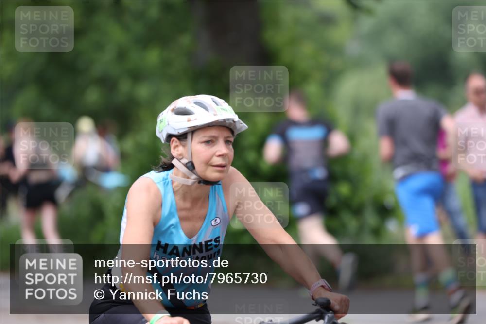 15.06.2025 - 7 Türme Triathlon Yannick Fuchs http://msf.ph/oto/7965730 15.06.2025 13:59:58 Radfahren 783 meine-sportfotos.de