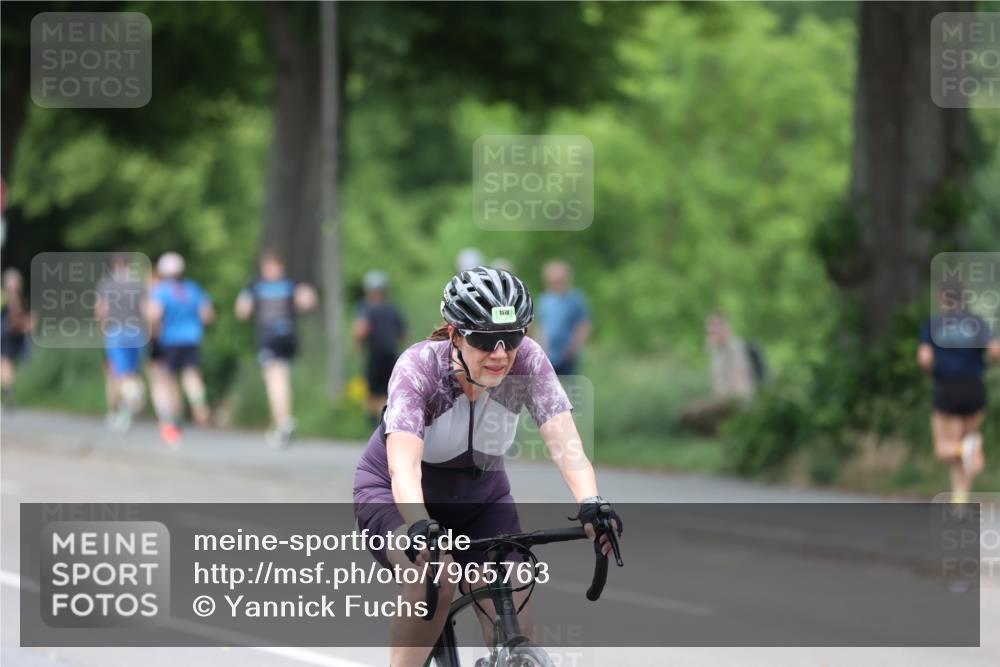 15.06.2025 - 7 Türme Triathlon Yannick Fuchs http://msf.ph/oto/7965763 15.06.2025 14:00:13 Radfahren 1170 meine-sportfotos.de