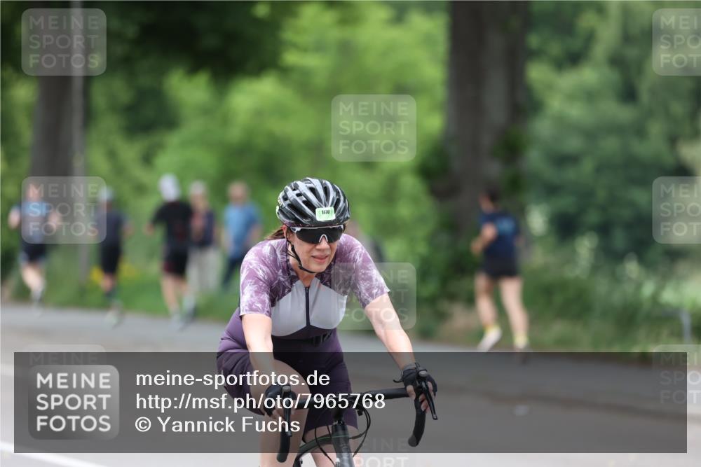 15.06.2025 - 7 Türme Triathlon Yannick Fuchs http://msf.ph/oto/7965768 15.06.2025 14:00:13 Radfahren 1170 meine-sportfotos.de