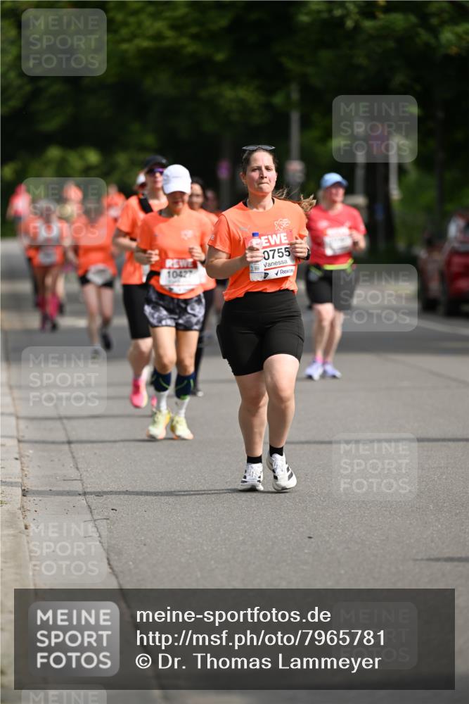 15.06.2025 - REWE Women's Run Dr. Thomas Lammeyer http://msf.ph/oto/7965781 15.06.2025 09:53:41 Laufen 10427, 0755 meine-sportfotos.de