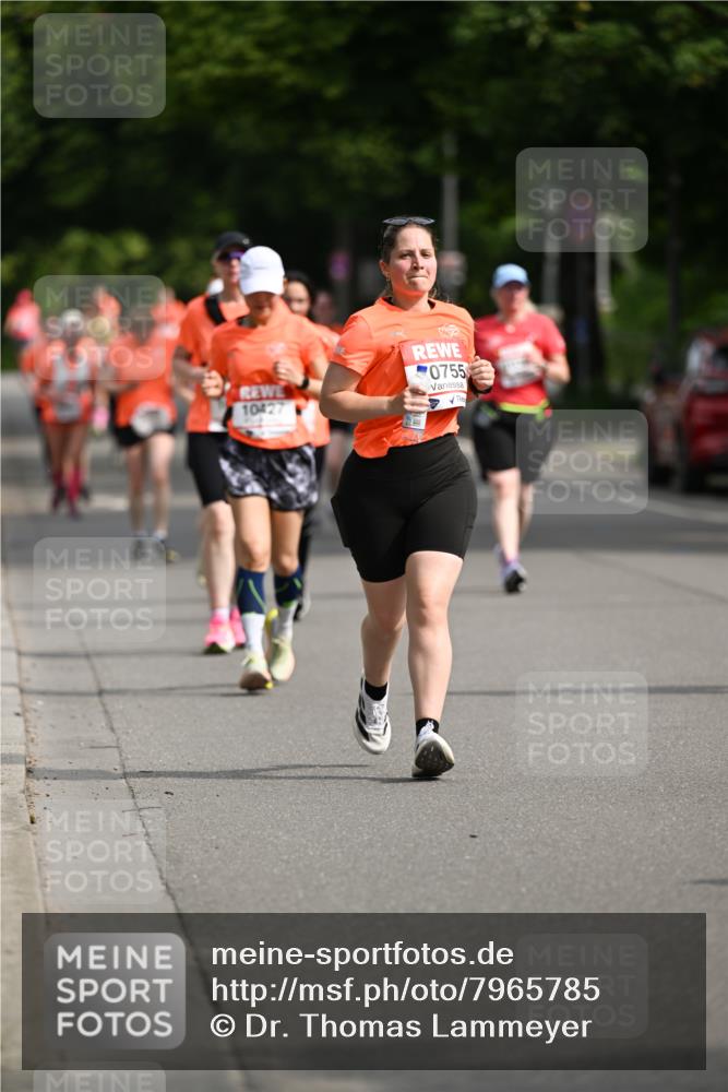 15.06.2025 - REWE Women's Run Dr. Thomas Lammeyer http://msf.ph/oto/7965785 15.06.2025 09:53:41 Laufen 10427, 0755 meine-sportfotos.de