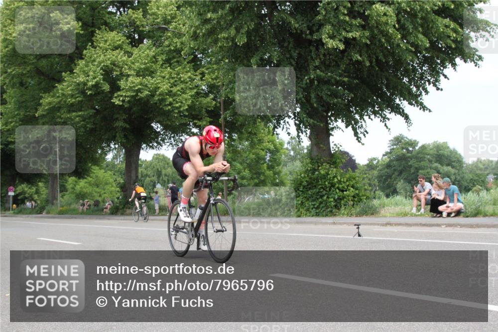 15.06.2025 - 7 Türme Triathlon Yannick Fuchs http://msf.ph/oto/7965796 15.06.2025 13:13:08 Radfahren  meine-sportfotos.de