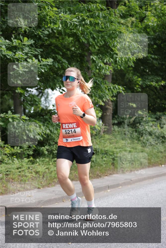 15.06.2025 - REWE Women's Run Jannik Wohlers http://msf.ph/oto/7965803 15.06.2025 10:00:24 Laufen 5214 meine-sportfotos.de