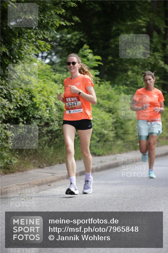 15.06.2025 - REWE Women's Run Jannik Wohlers http://msf.ph/oto/7965848 15.06.2025 10:00:55 Laufen 5247 meine-sportfotos.de