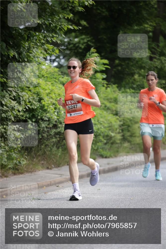 15.06.2025 - REWE Women's Run Jannik Wohlers http://msf.ph/oto/7965857 15.06.2025 10:00:55 Laufen 5247, 197 meine-sportfotos.de
