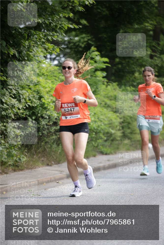 15.06.2025 - REWE Women's Run Jannik Wohlers http://msf.ph/oto/7965861 15.06.2025 10:00:55 Laufen 3320, 5247 meine-sportfotos.de