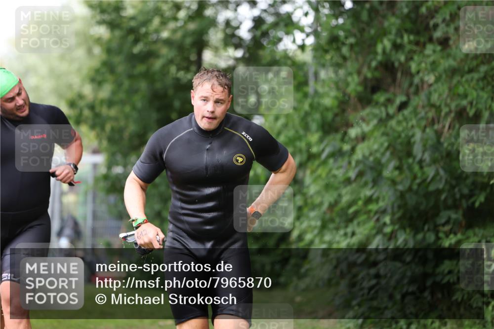 15.06.2025 - 7 Türme Triathlon Michael Strokosch http://msf.ph/oto/7965870 15.06.2025 12:19:48 Schwimmen 471, 483, 488, 531, 536, 538, 550, 585, 594, 612, 635 meine-sportfotos.de
