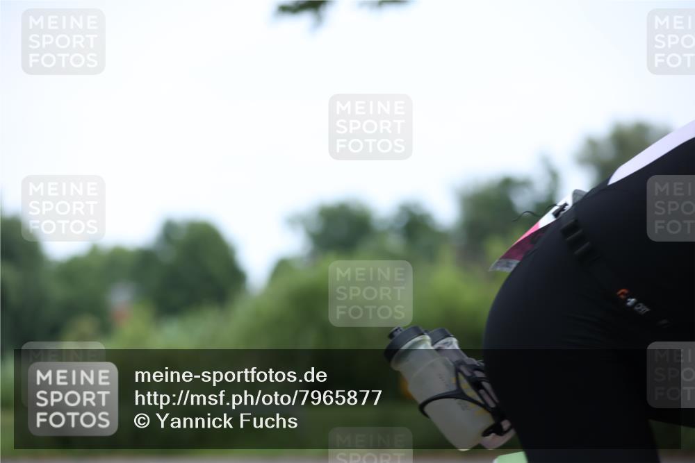 15.06.2025 - 7 Türme Triathlon Yannick Fuchs http://msf.ph/oto/7965877 15.06.2025 11:15:46 Radfahren 208 meine-sportfotos.de