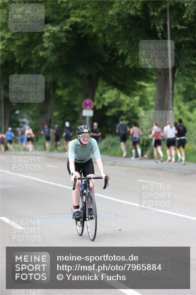 15.06.2025 - 7 Türme Triathlon Yannick Fuchs http://msf.ph/oto/7965884 15.06.2025 14:00:26 Radfahren 405 meine-sportfotos.de