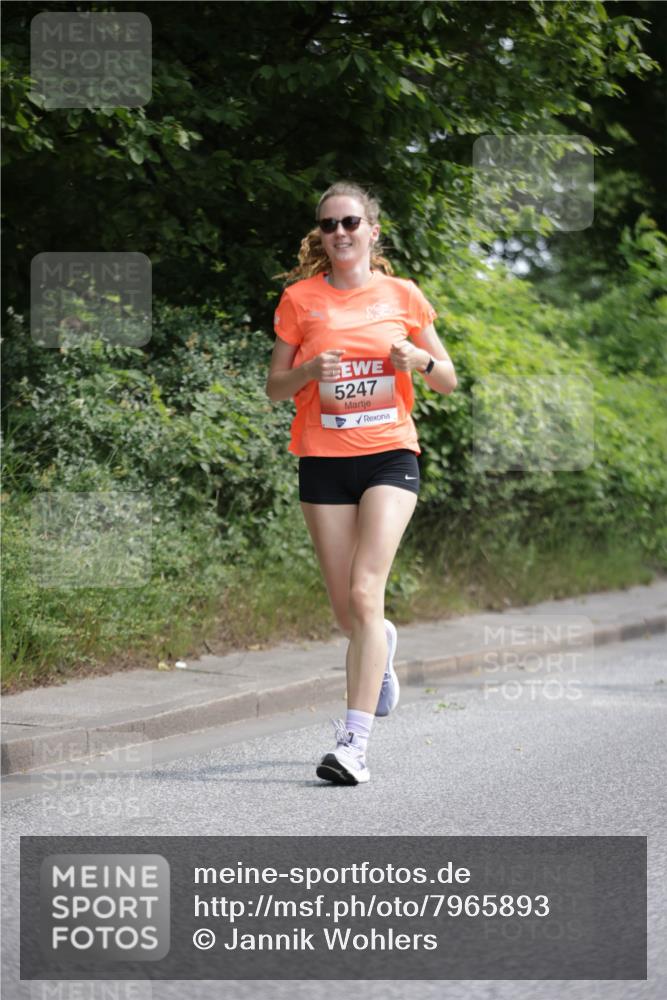 15.06.2025 - REWE Women's Run Jannik Wohlers http://msf.ph/oto/7965893 15.06.2025 10:00:56 Laufen 5247 meine-sportfotos.de