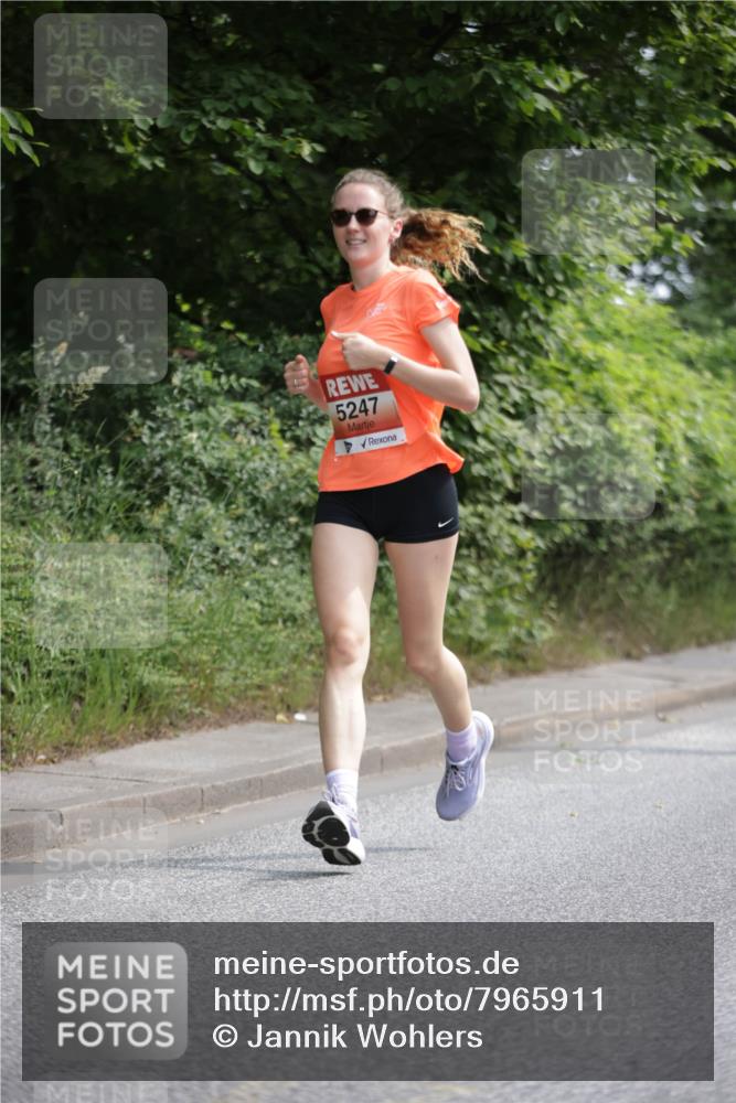 15.06.2025 - REWE Women's Run Jannik Wohlers http://msf.ph/oto/7965911 15.06.2025 10:00:56 Laufen 5247 meine-sportfotos.de